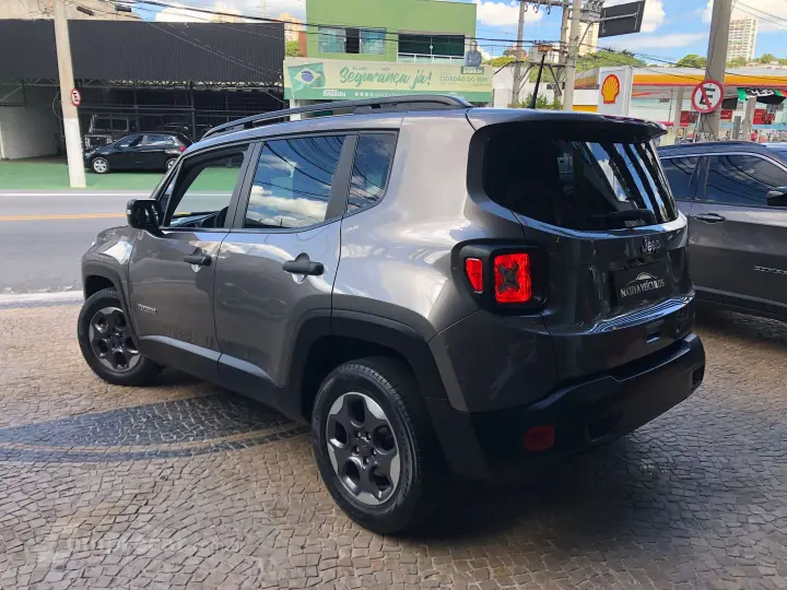 Renegade 1.8 16V Flex 4P Automático