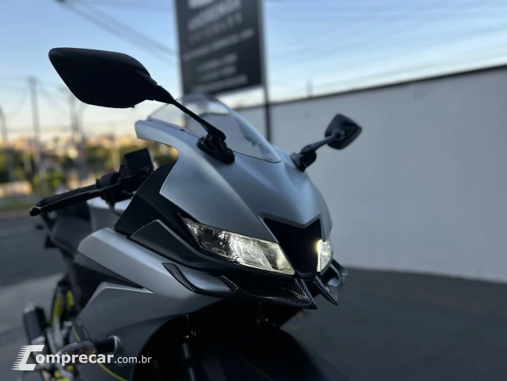 Yzf R15