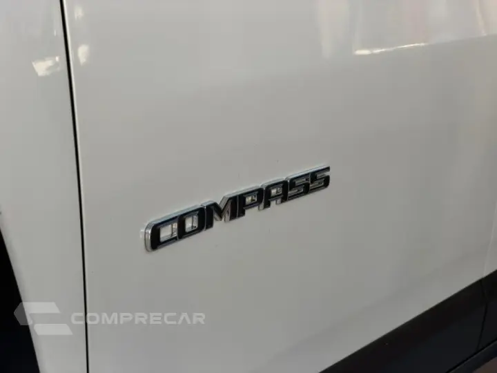 COMPASS 2.0 16V FLEX LONGITUDE AUTOMÁTICO