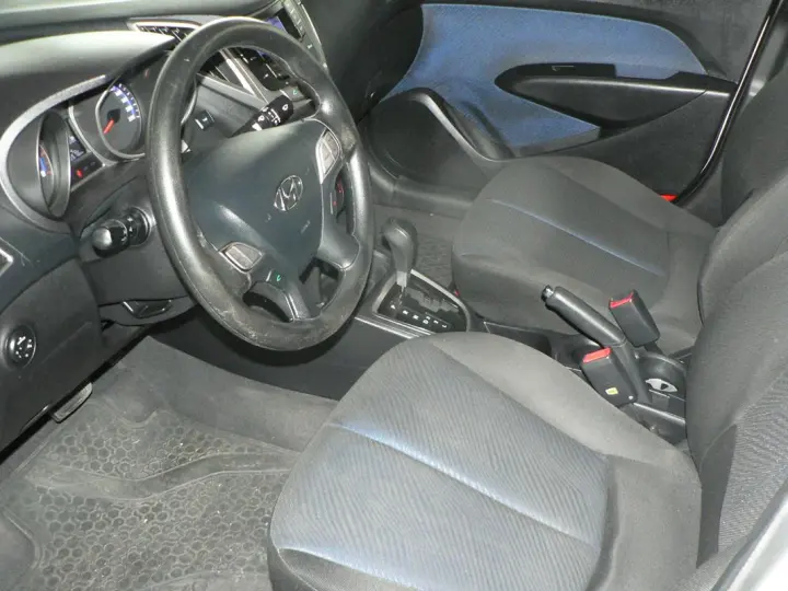 HB20S 1.6 Comfort Plus 16V