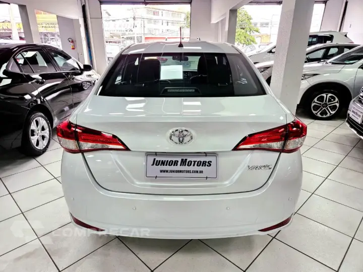 YARIS XL Sedan 1.5 Flex 16V 4p Aut.