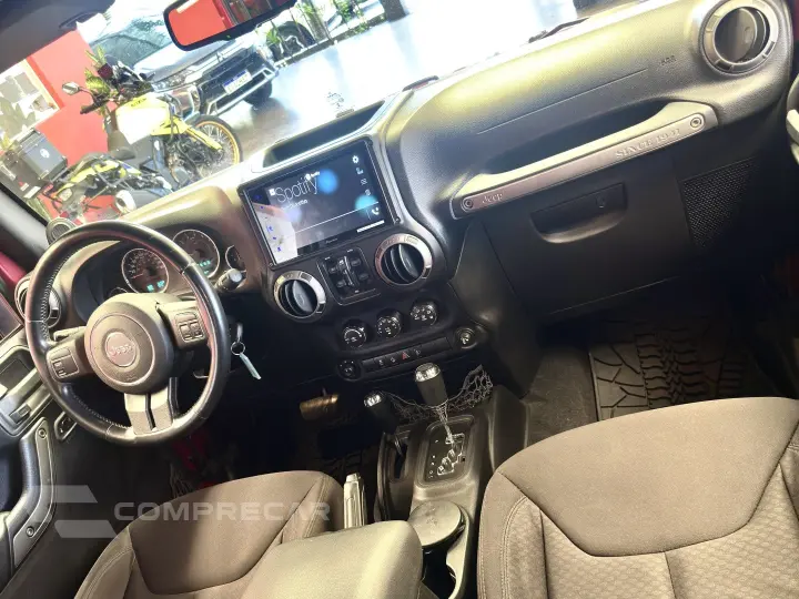 WRANGLER 3.6 UNLIMITED SPORT 4X4 V6 GASOLINA 4P AUTOMÁTICO