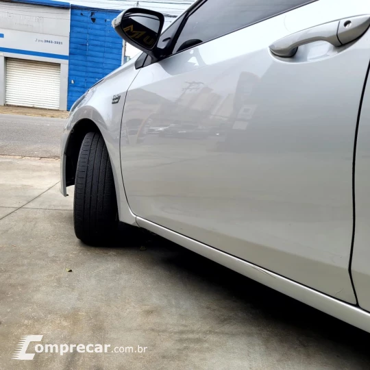 Corolla XEi 2.0 Flex 16V Aut.