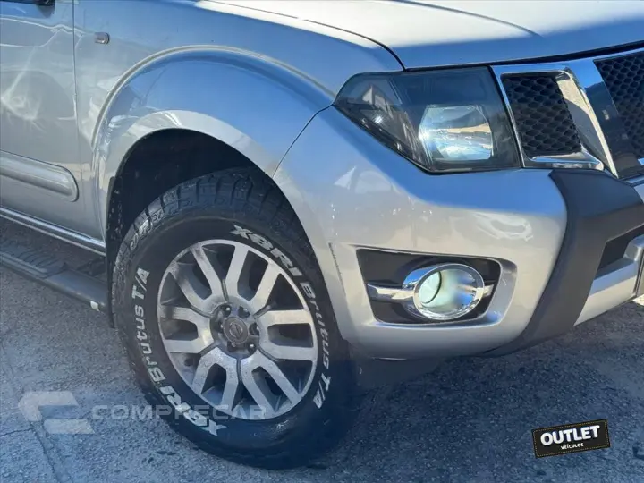 FRONTIER 2.5 SL 4X4 CD TURBO ELETRONIC DIESEL 4P