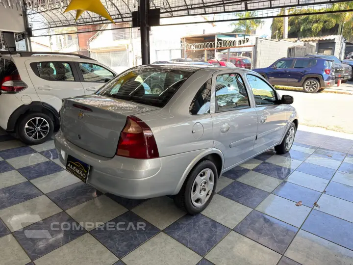 CORSA 1.4 MPFI Maxx Sedan 8V