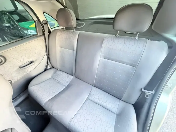 CORSA 1.8 MPFI Sedan 8V