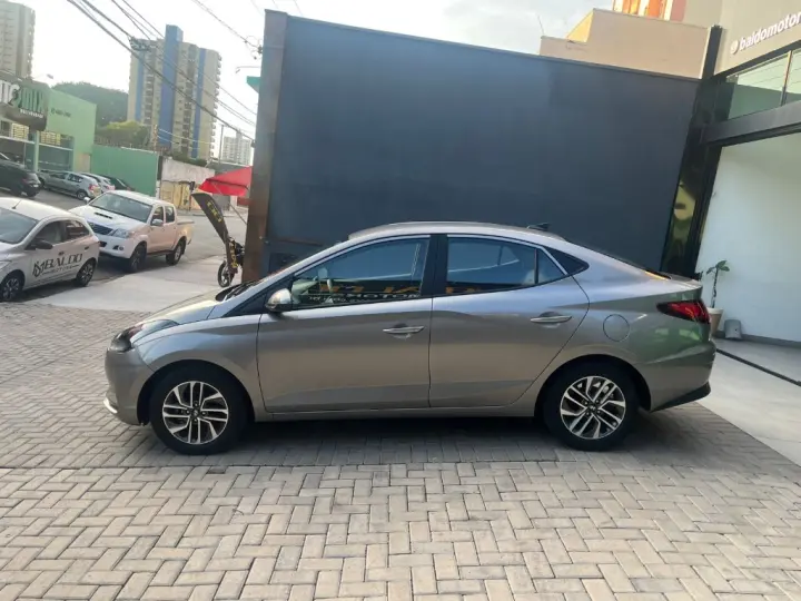 HB20S Evolution 1.0 TB Flex 12V Aut.