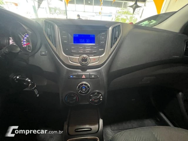 HB20S - 1.6 COMFORT PLUS 16V 4P MANUAL