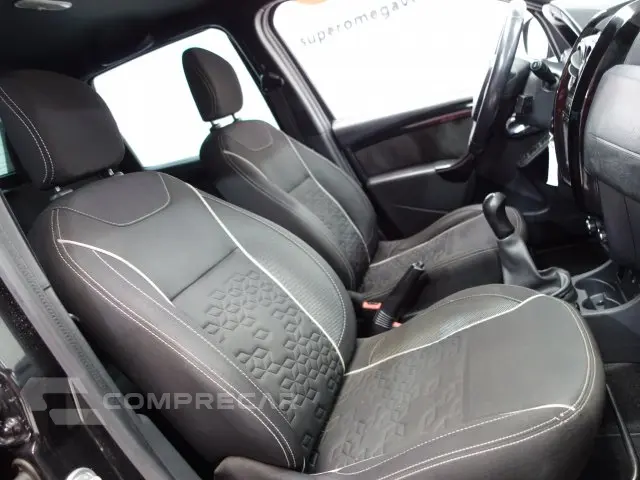 DUSTER OROCH - 1.6 16V DYNAMIQUE 4P MANUAL