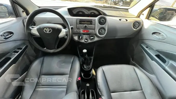 ETIOS XLS Sedan 1.5 Flex 16V 4p Mec.