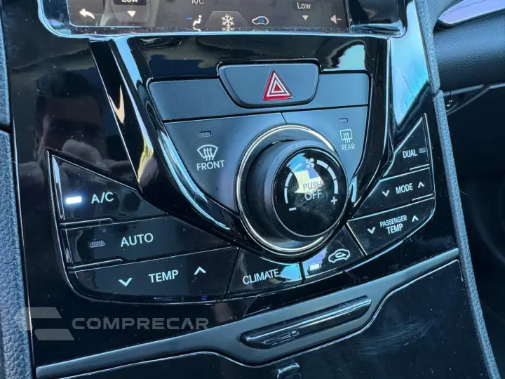 AZERA 3.0 MPFI GLS V6 24V