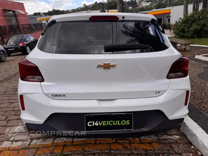 ONIX HATCH LT 1.0 12V Flex 5p Mec.