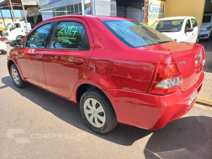 ETIOS 1.5 XS Sedan 16V