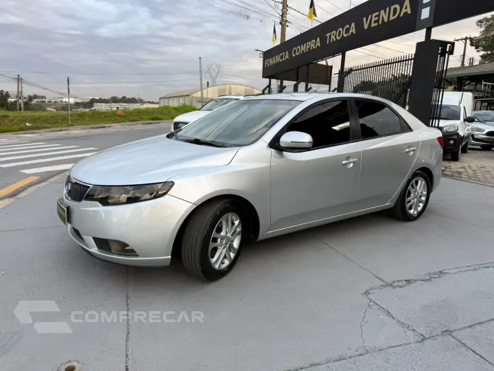CERATO 1.6 EX3 Sedan 16V