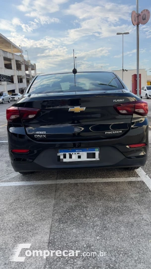 ONIX 1.0 Turbo Plus Premier