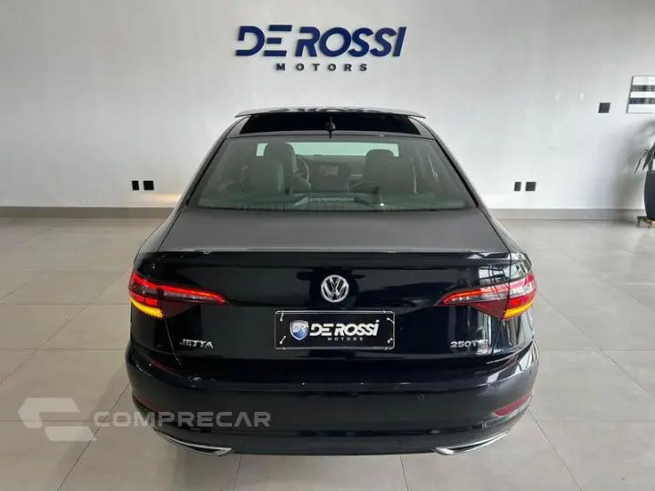 JETTA R-LINE 250 TSI 1.4 FLEX 16V AUT.