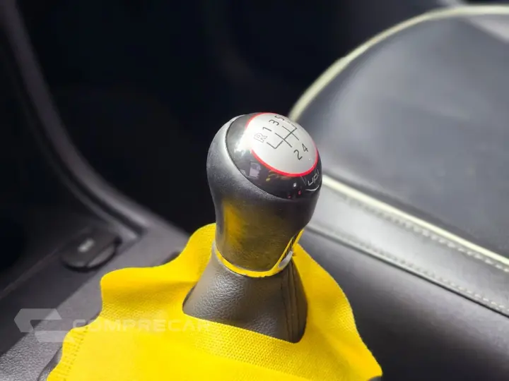 up! cross 1.0 TSI Total Flex 12V 5p