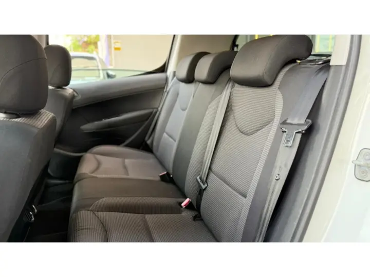 308 1.6 ALLURE 16V FLEX 4P MANUAL