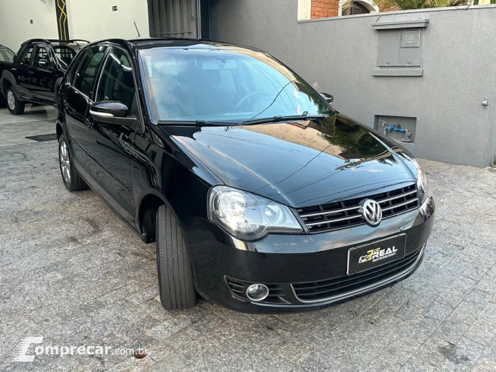 Polo SPORTLINE I MOTION 1.6 T.Flex 5p