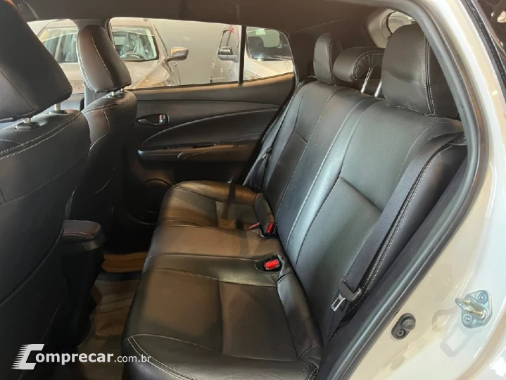 YARIS 1.5 16V FLEX SEDAN XL LIVE MULTIDRIVE