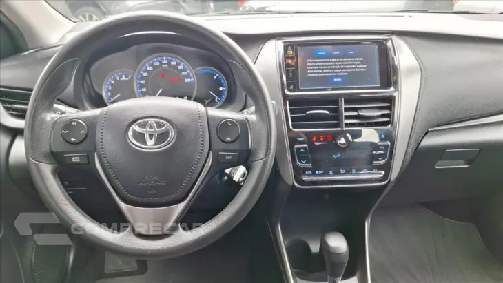 YARIS 1.5 16V FLEX SEDAN XL LIVE MULTIDRIVE