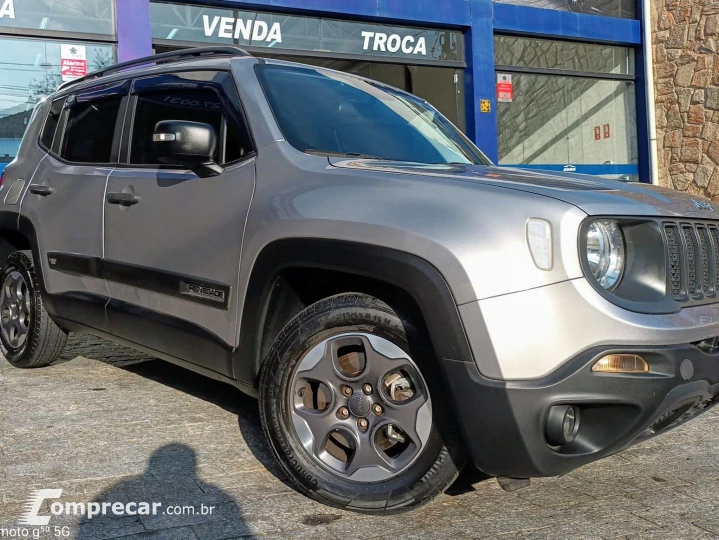 Renegade 1.8 16V Flex 4P Automático