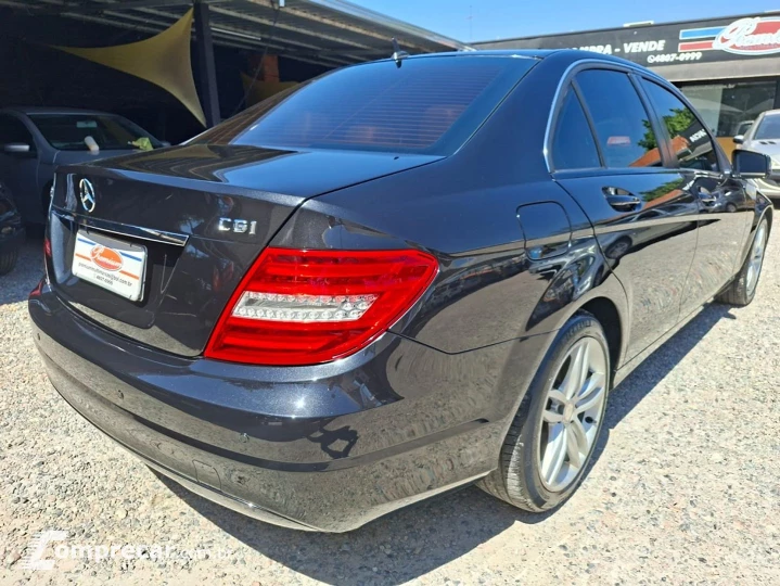 C 180 1.6 Cgi Classic 16V Turbo Gasolina 4P Automático