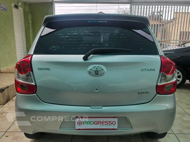 ETIOS HATCH - 1.3 XS 16V 4P MANUAL