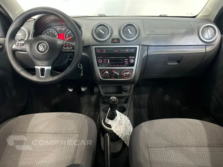 VOYAGE 1.6 MI CITY 8V FLEX 4P MANUAL