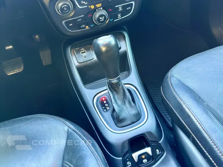 COMPASS 2.0 16V FLEX LONGITUDE AUTOMÁTICO