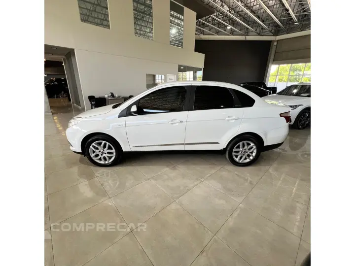 GRAND SIENA 1.6 MPI ESSENCE 16V FLEX 4P AUTOMATIZADO