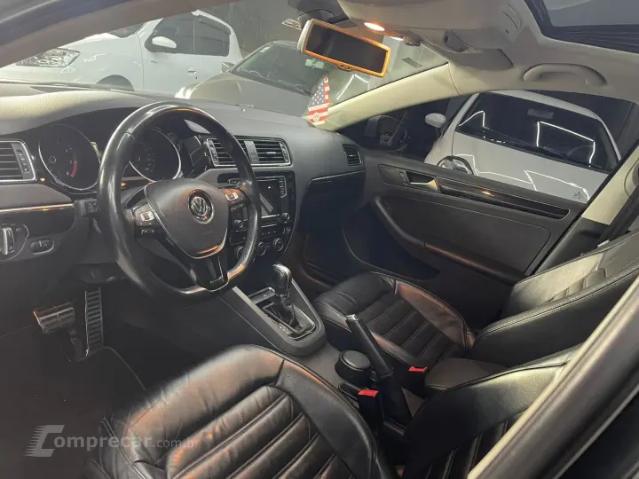 JETTA 2.0 TSI Highline