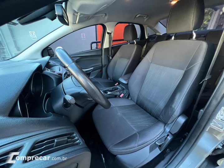 Focus Sedan 2.0 16V/2.0 16V Flex 4p Aut.