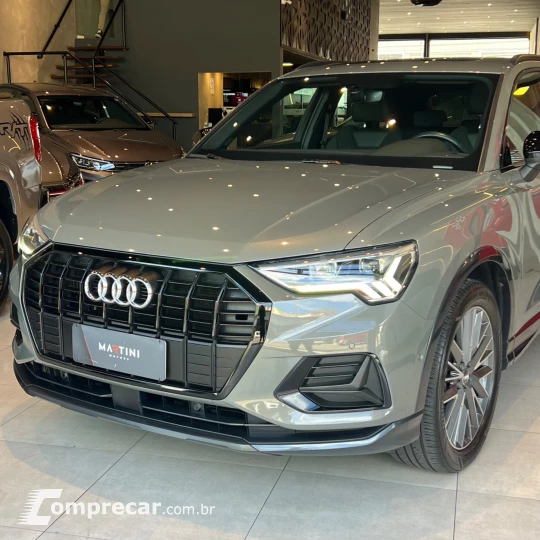 Q3 Black Ed. 1.4 TFSI Flex/Black S-tron.