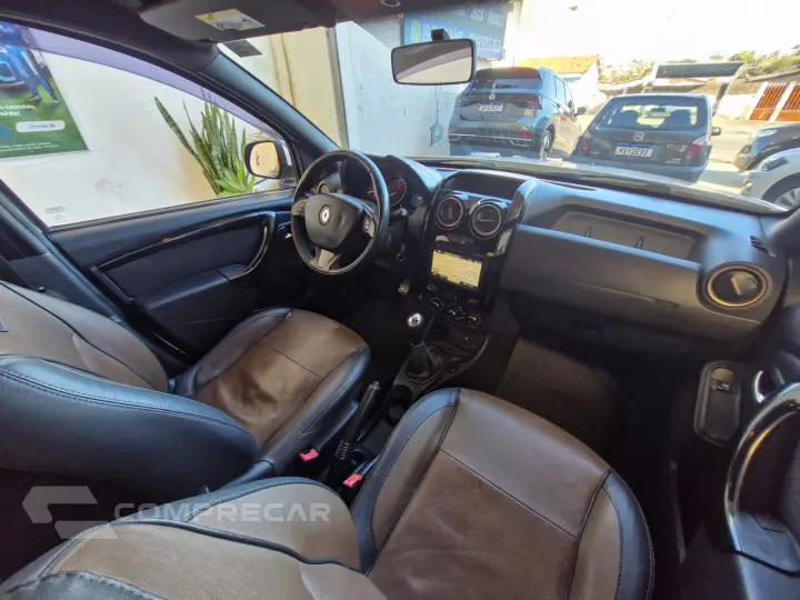 DUSTER 1.6 Dakar 4X2 16V