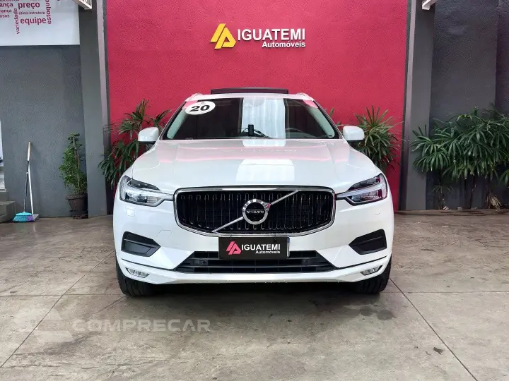 XC60 2.0 D5 DIESEL MOMENTUM AWD GEARTRONIC
