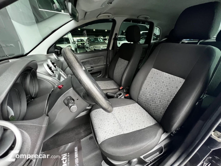 FIESTA 1.6 MPI HATCH 8V FLEX 4P MANUAL