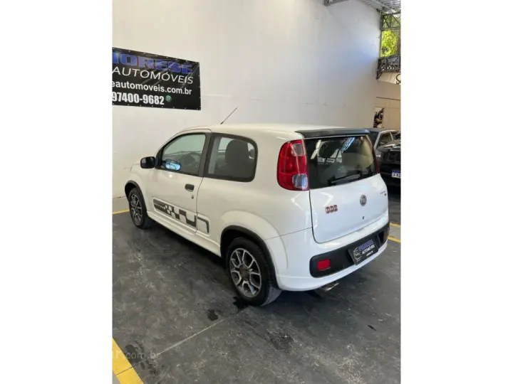 UNO 1.4 EVO SPORTING 8V FLEX 4P MANUAL