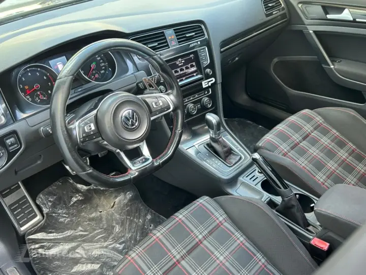 GOLF 2.0 TSI GTI 16V TURBO GASOLINA 4P AUTOMÁTICO