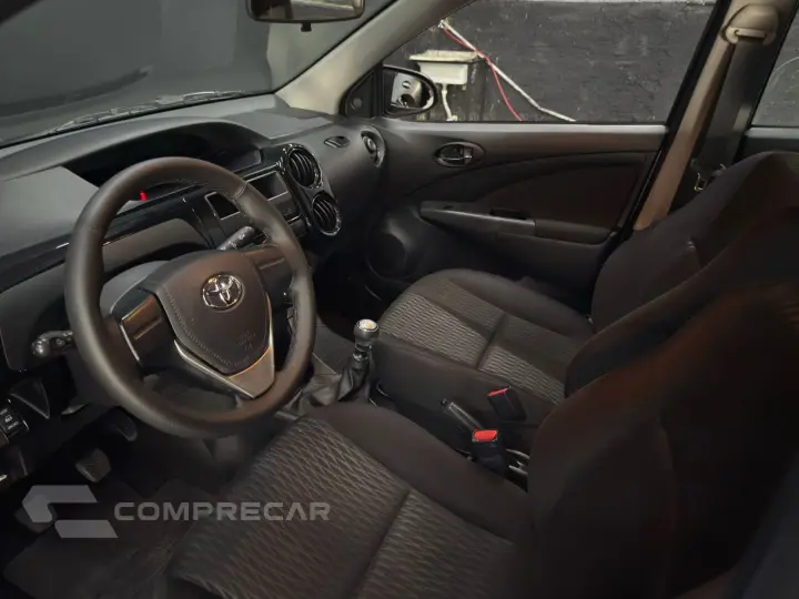 ETIOS 1.5 X SEDAN 16V FLEX 4P MANUAL