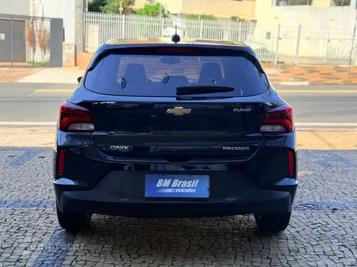 ONIX 1.0 Turbo Premier