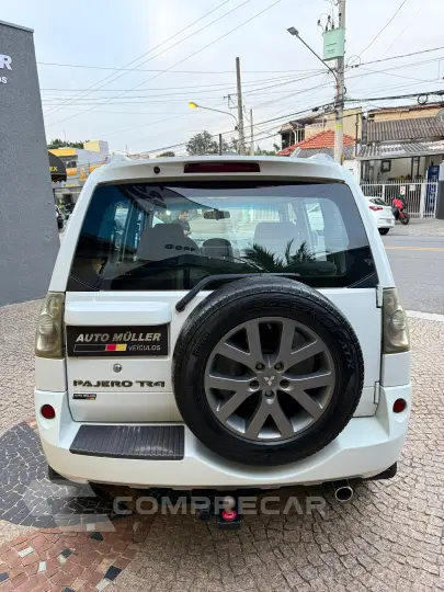 Pajero T.R.4 2.0  flex 4X2