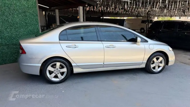 Civic Sedan LXS 1.8/1.8 Flex 16V Aut. 4p