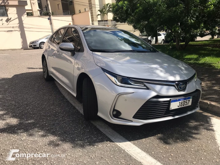 Toyota - COROLLA 1.8 VVT-I Hybrid Altis