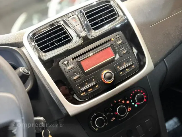 SANDERO - 1.6 EXPRESSION 8V 4P MANUAL