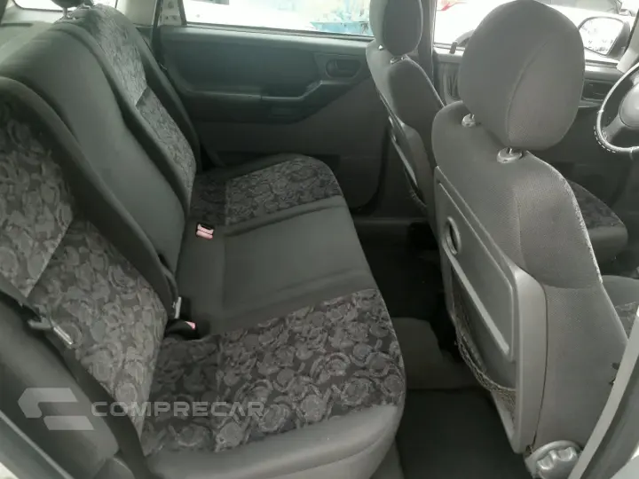 MERIVA 1.8 MPFI JOY 8V
