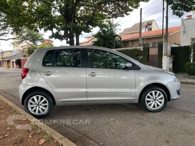 FOX - 1.0 MI 8V 4P MANUAL