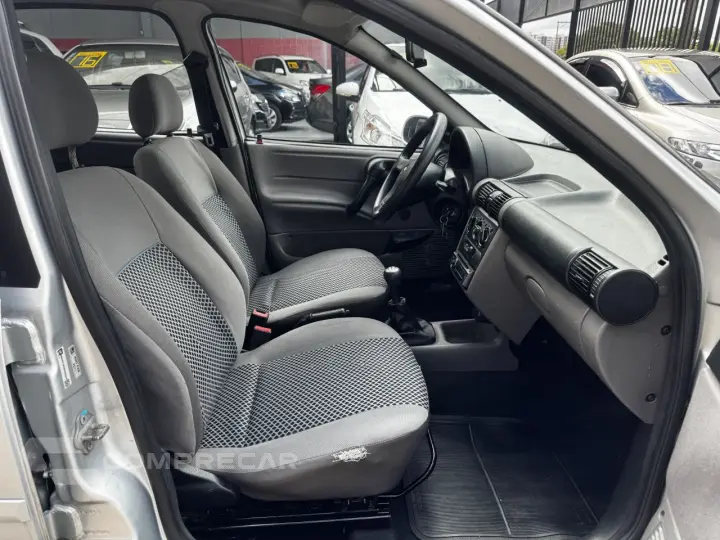 Classic Sedan 1.0 4P VHCE FLEX LS