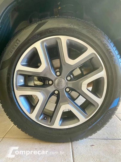 RENEGADE 1.8 16V Longitude
