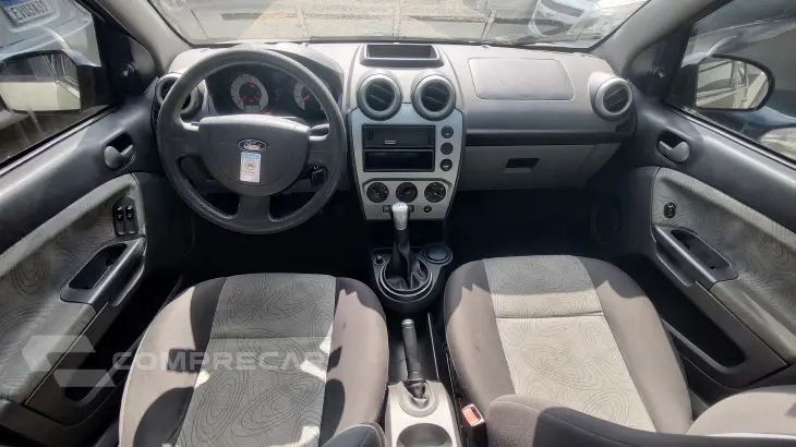 FIESTA 1.6 MPI Class Sedan 8V